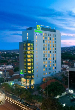 Holiday Inn Express Semarang Simpang Lima, an IHG Hotel